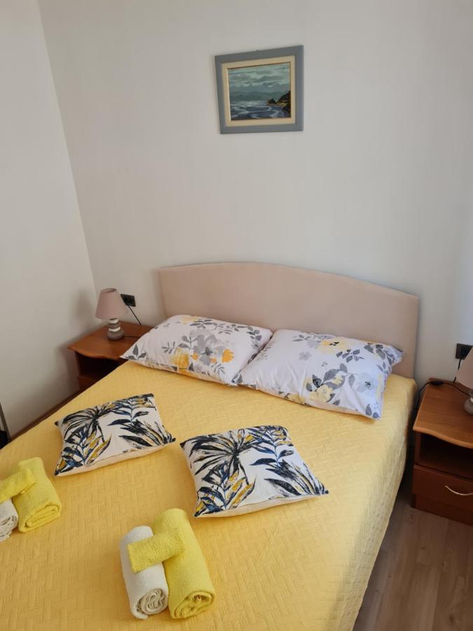 Apartments Hana Govedari Bagian luar foto